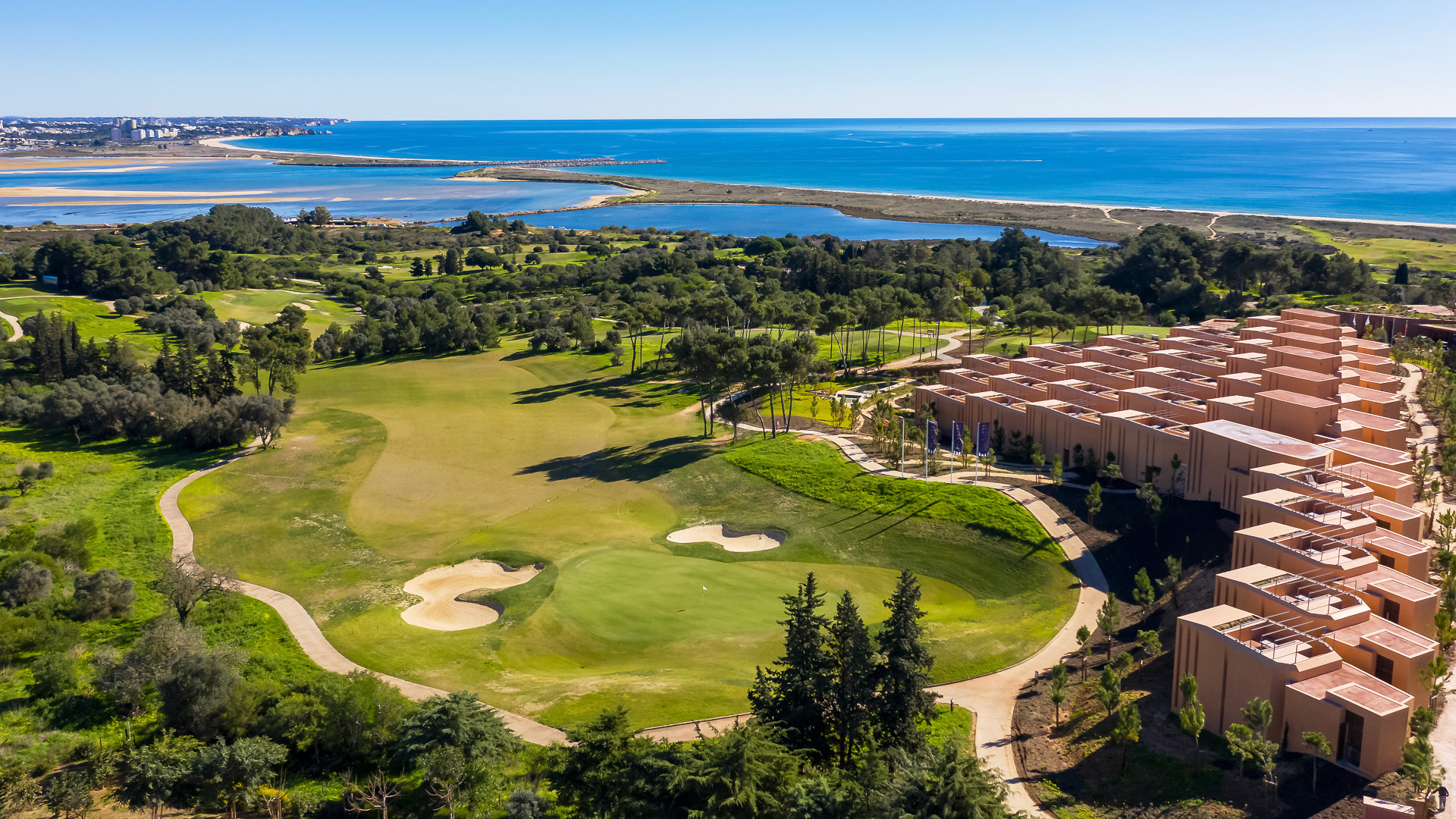 Palmares Signature Apartments